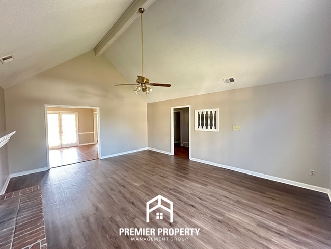 Building Photo - 6739 Pheasant Walk Cove