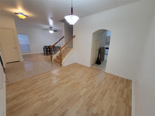 Building Photo - 15906 Timber Chase Dr