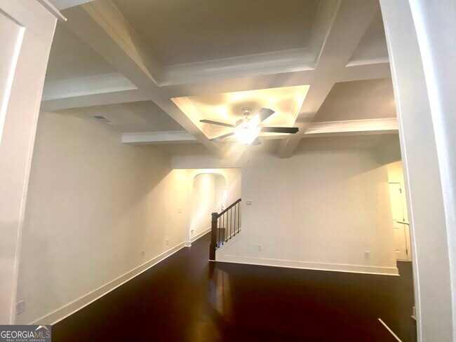 Building Photo - 7671 Squire Ct