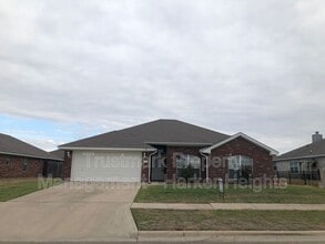 Building Photo - 4300 Capri Dr