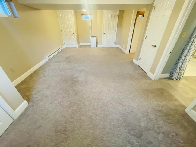 Foto del edificio - 128 Forest Dr