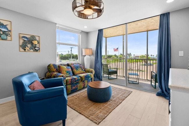 Building Photo - 5600 Bonita Beach Rd SW