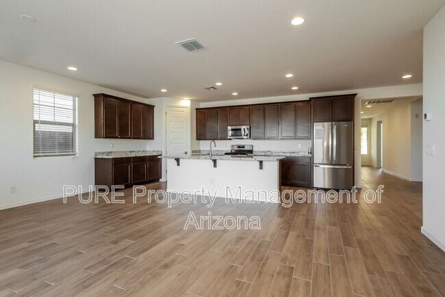 Foto del edificio - 10222 W Crittenden Ln