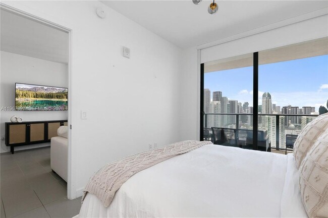 Foto del edificio - 1600 NE 1st Ave