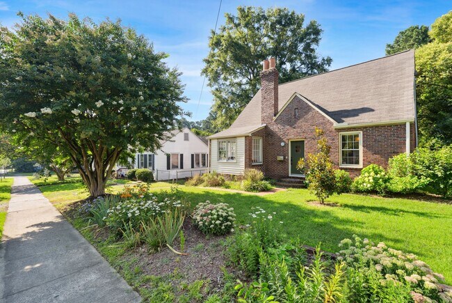 Photo - 3bd/2ba Two-Story Home in Durham Only 1 Mi...