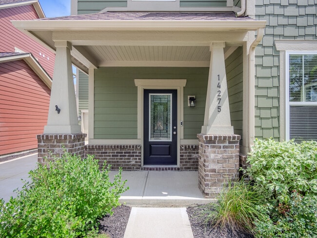 Building Photo - 14275 Larson Dr