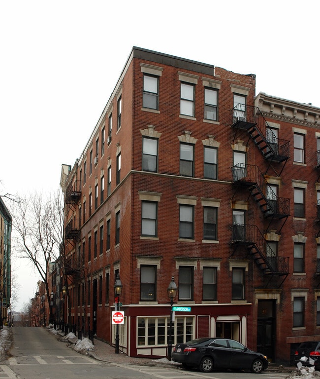 Building Photo - 97 Myrtle St