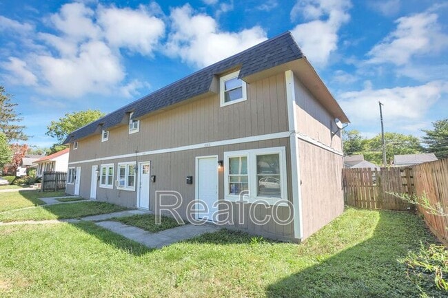 Building Photo - 3086 Grasmere Ave