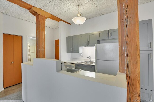 Foto del edificio - 222 Williams St E