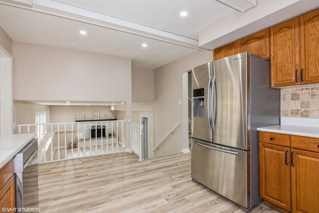 Foto del edificio - 407 Greenfield Rd
