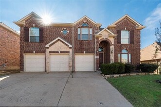 Building Photo - 213 Palomino Ct