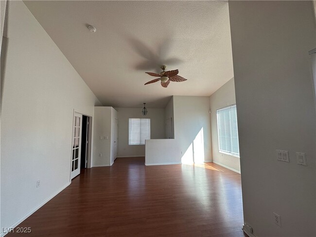 Building Photo - 3320 Cactus Shadow St
