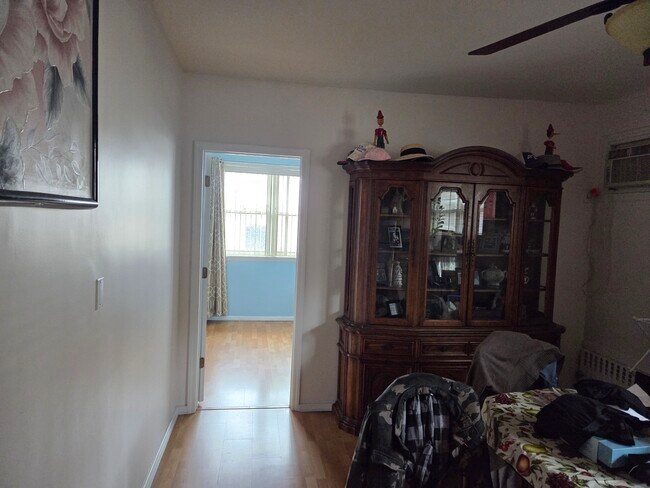 Foto del edificio - 4634 Beach 46th St