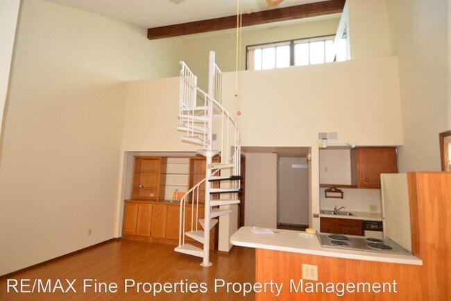 Building Photo - 1 br, 1 bath House - 2600 E Valley View Dr...