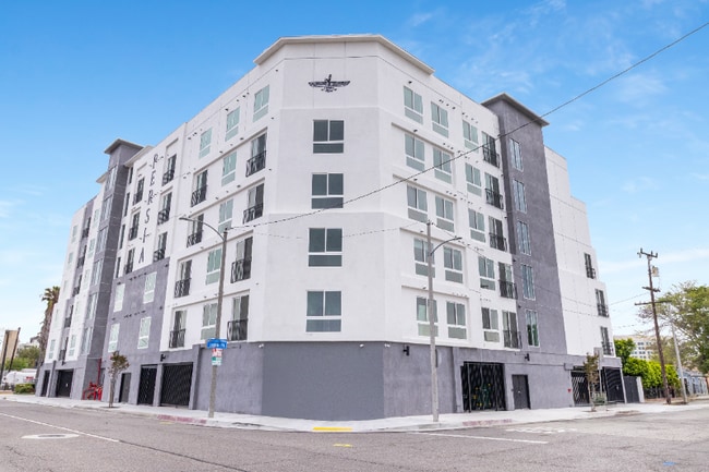 Building Photo - 11814 Aviation Blvd