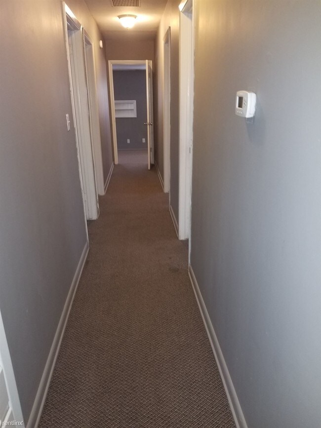 Foto del edificio - 3133 S Elizabeth Ave