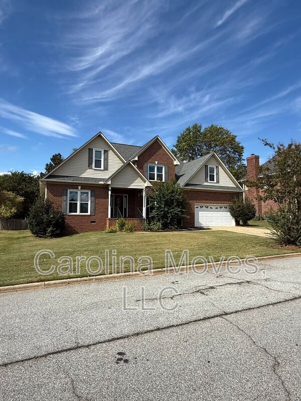 Building Photo - 204 Brushy Meadows Dr