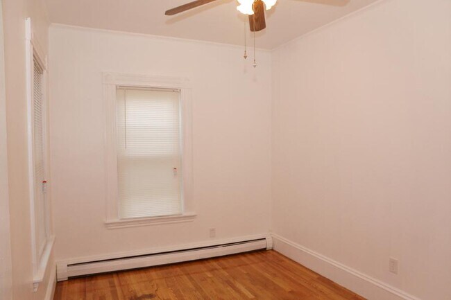 Foto del edificio - 33 Fairmont St