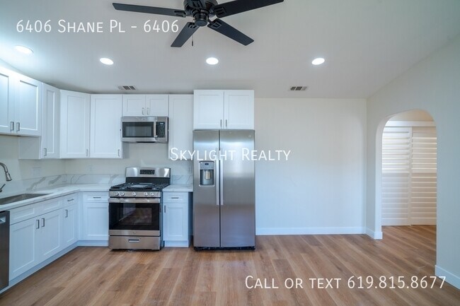 Foto del edificio - 6406 Shane Pl