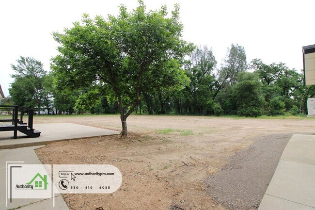 Foto del edificio - 22190 Vallotton Ln