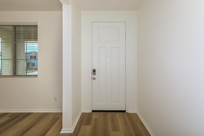 Building Photo - 27215 Goldstone Dr