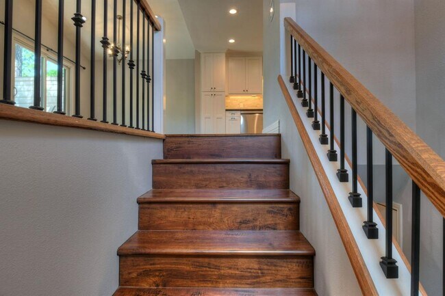 Foto del edificio - 16963 Chapel Pines Dr