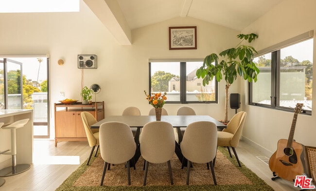 Foto del edificio - 2225 4th St