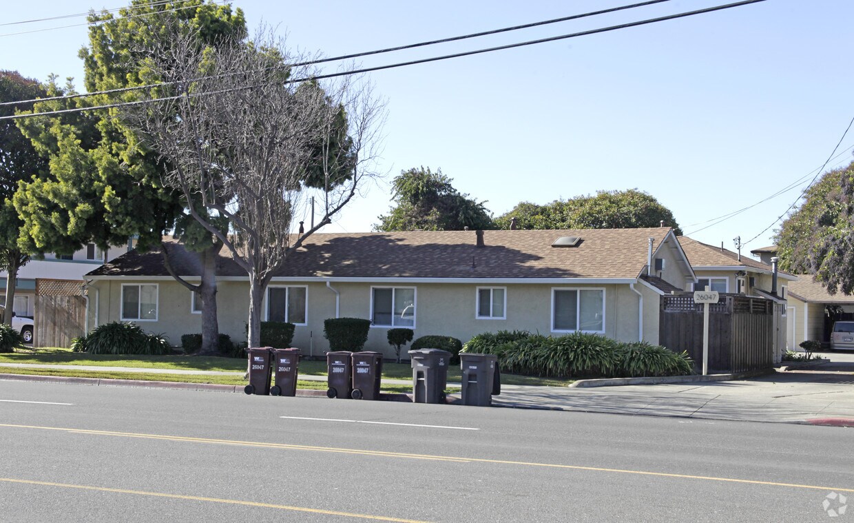 26047 Gading Rd, Hayward, CA 94544 Apartments in Hayward, CA