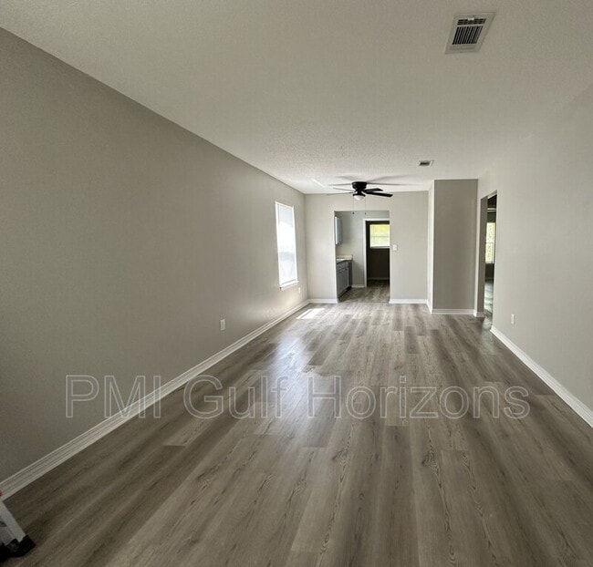 Building Photo - 3356 La Leyenda Ct
