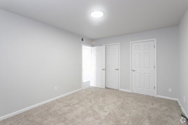 2BR,1BA,900SF - 2 Bedroom A - Autumn Lakes Apartments