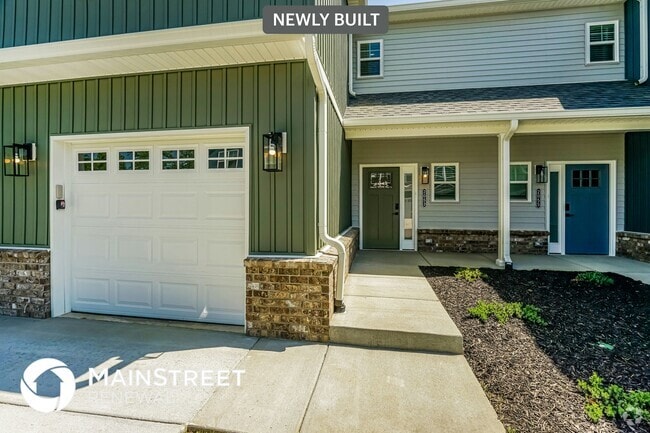Building Photo - 2053 Hoosier Way