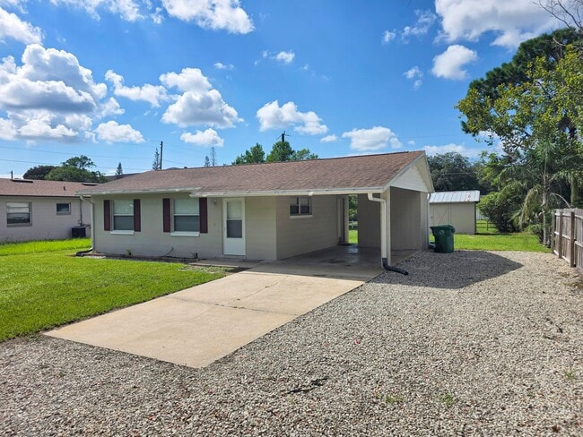 Building Photo - 185 E Lake Mary Ave