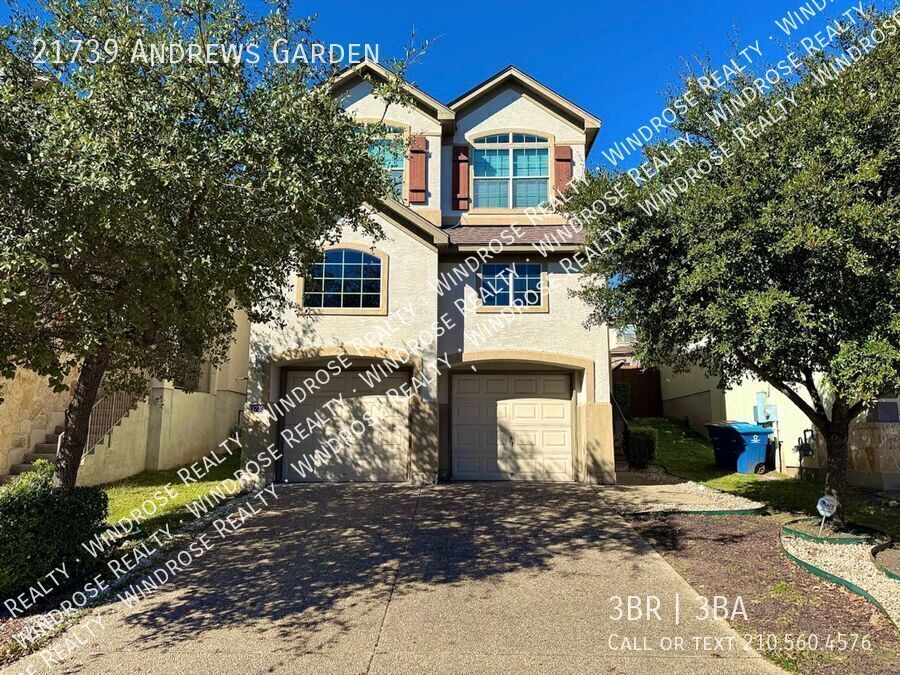 Foto principal - Beautiful Home in Stone Oak!