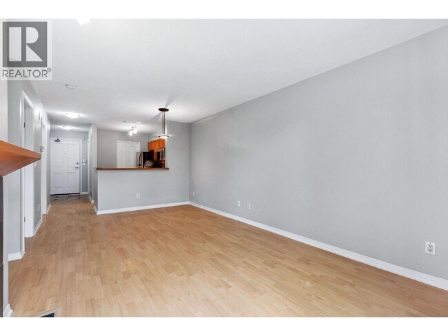 Photo du bâtiment - 2555 W 4th Ave