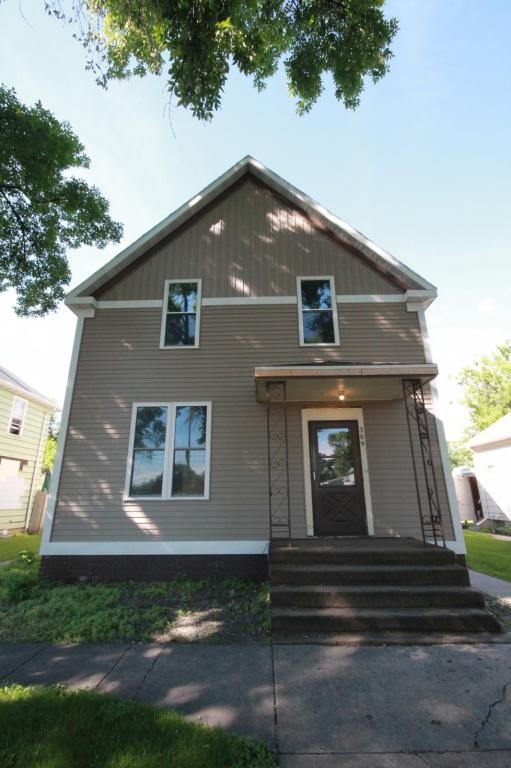 Building Photo - 309 N. 5th St.