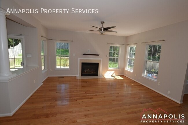 Building Photo - 122 farmbrook lane
