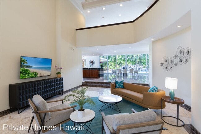 Building Photo - 4 br, 5.5 bath House - 260 Portlock Rd.