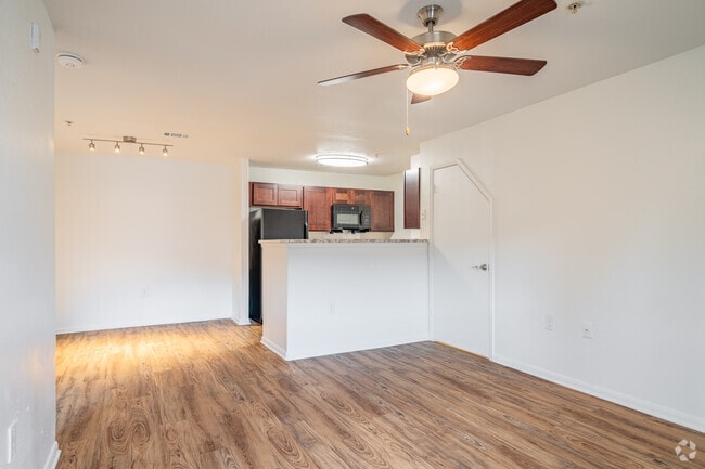 3BR, 2BA - 1,196SF - Park at Humble