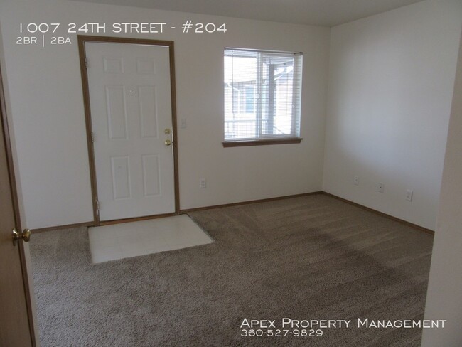 Foto del edificio - NEAR WWU- Courtyard Apartments
