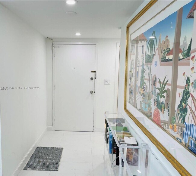 Foto del edificio - 3180 S Ocean Dr