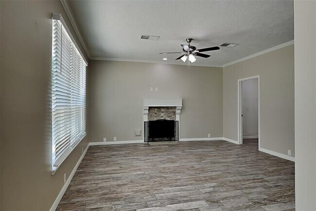 Foto del edificio - 4922 Pine Prairie Ln