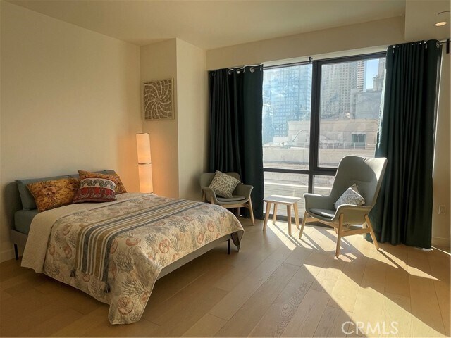 Foto del edificio - 400 S Broadway