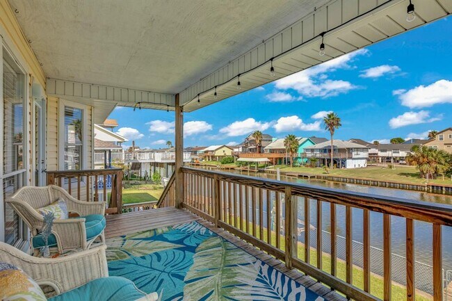 Building Photo - 1159 Sailfish St