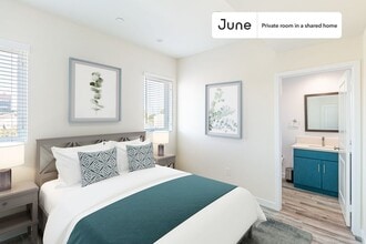 Building Photo - Room in Shared 5 bed/5 bath home