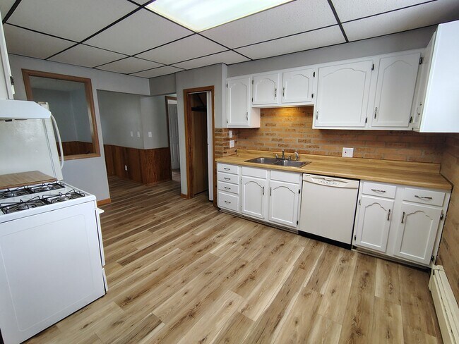 Foto del edificio - 4719 Illinois St