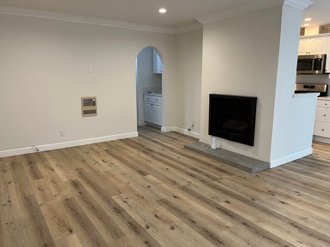 Open Floor plan - 1021 5th St