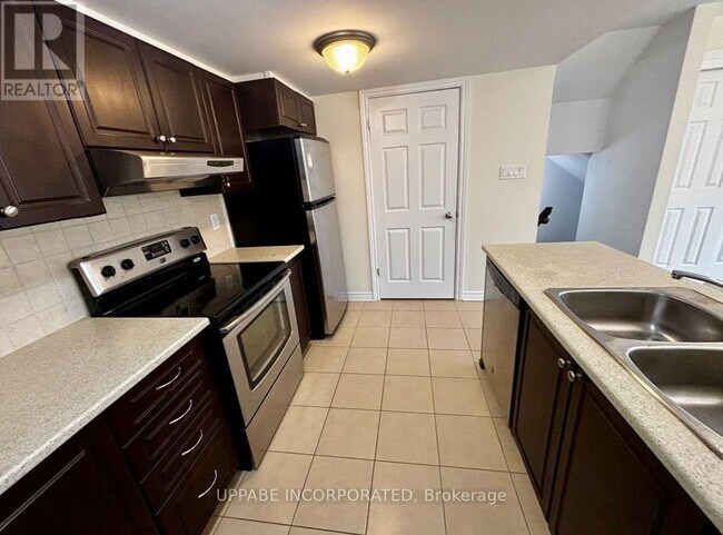 Photo du bâtiment - 289 Titanium Private