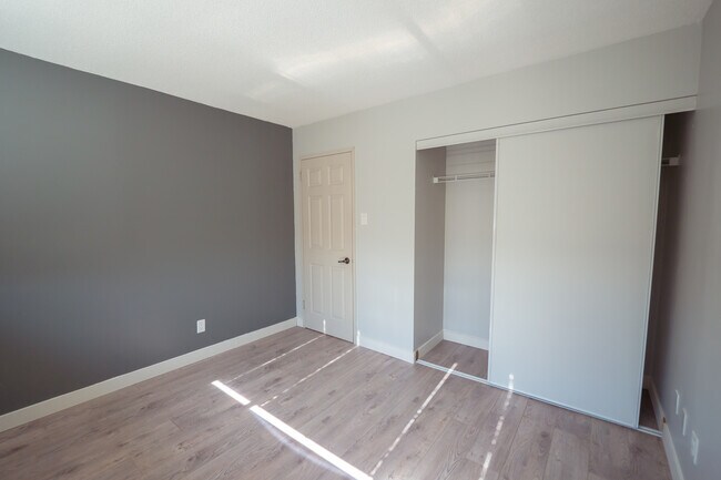 Photo du bâtiment - Highland Tower