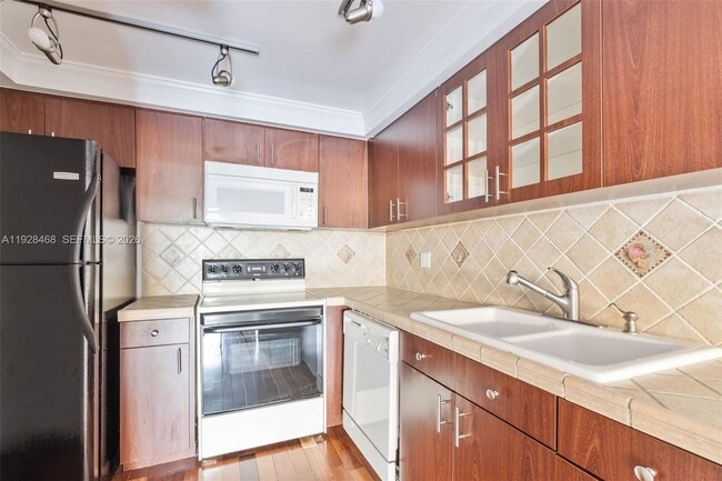 Building Photo - 14250 SW 62nd St