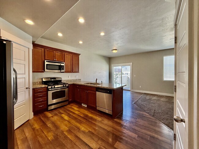 Foto del edificio - 6928 Village River Ln